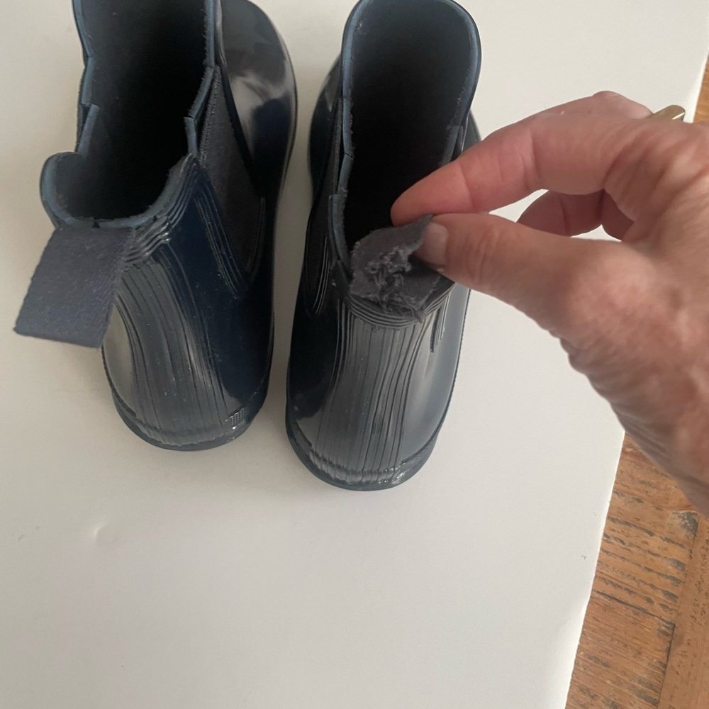 Hunter Navy Rain Boots - Picture 5 of 5